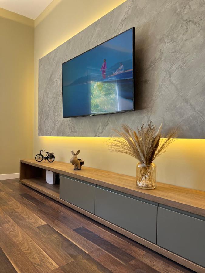 Erg Apartments ティラナ エクステリア 写真