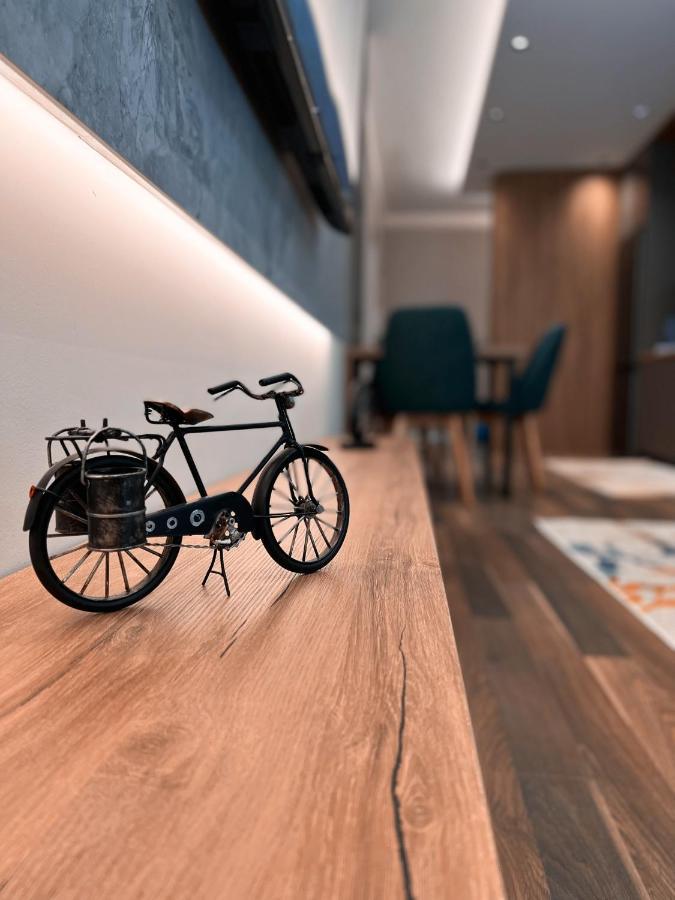 Erg Apartments ティラナ エクステリア 写真