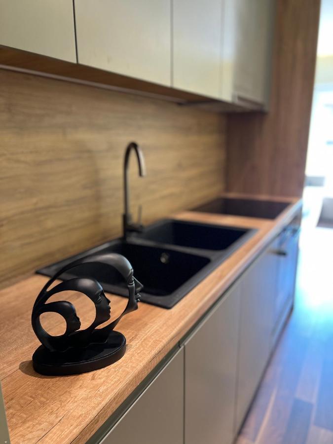 Erg Apartments ティラナ エクステリア 写真